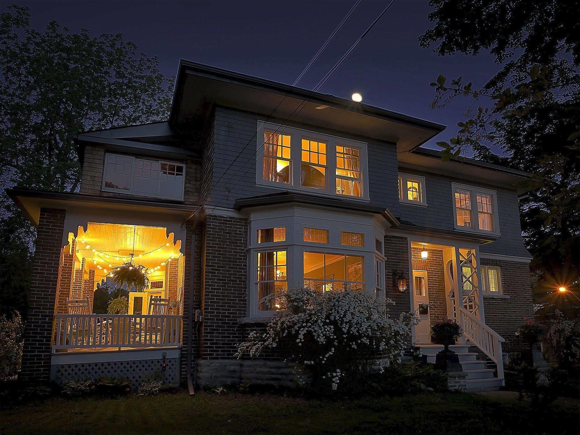 The Captain'S House Heritage Bed & Breakfast Midland Extérieur photo